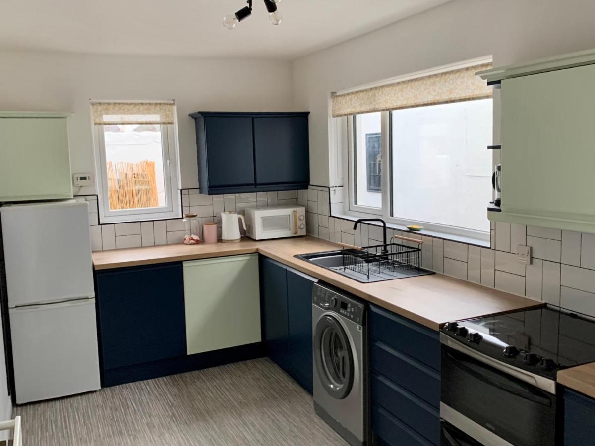 Villa La Brisa-Fully Refurbished, Perfect Local Portrush Esterno foto